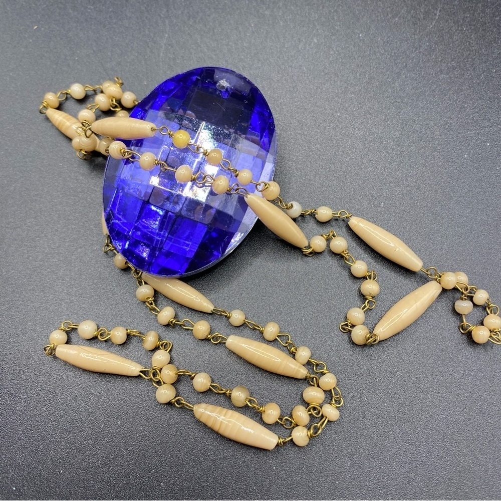 Vintage Glass Oval Beige Beads Dainty Over-The-Head Style Necklace